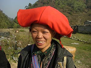 Red Dao woman